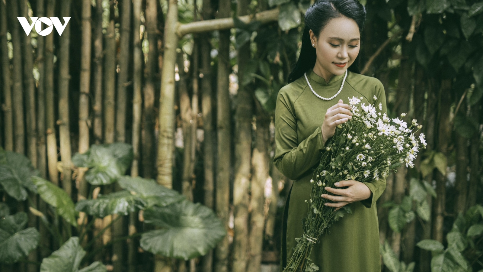Ca sĩ Nhật Thảo ra mắt album nhạc xưa “Những ngày thơ mộng”