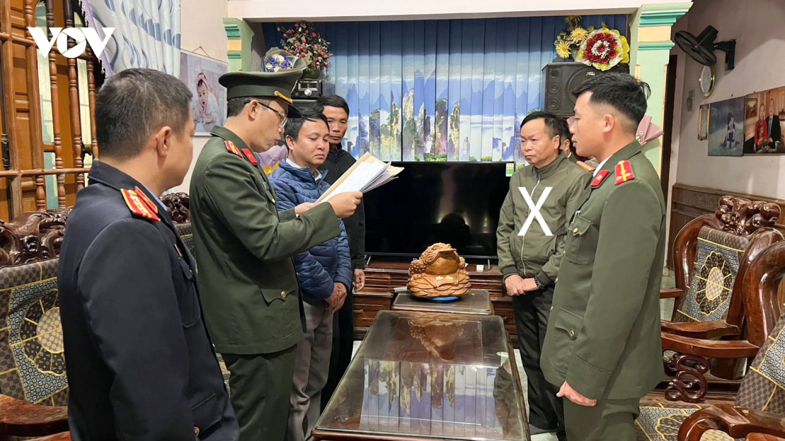 Khởi tố cựu nhân viên phòng kế hoạch vì tự ý thu tiền bất chính