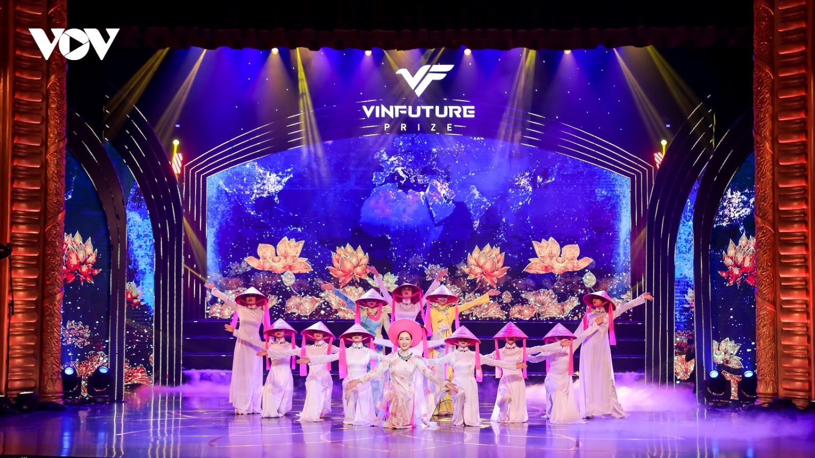 Ngôi sao thế giới nào sẽ trình diễn trong Lễ trao giải VinFuture lần 2?
