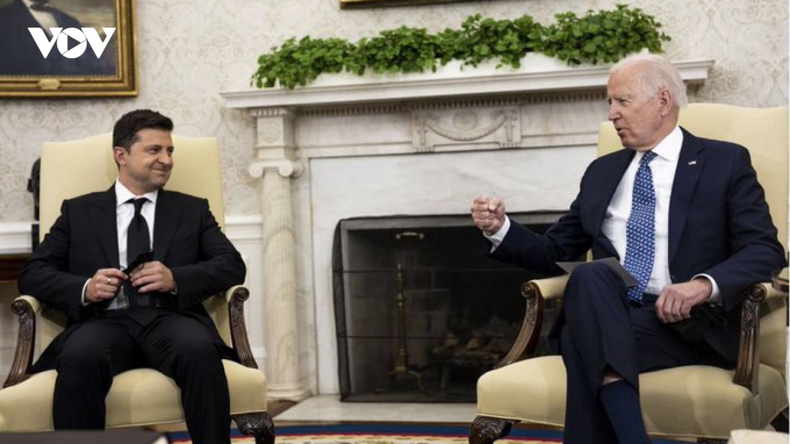 Mỹ điều máy bay quân sự phục vụ chuyến đi của ông Zelensky tới Washington