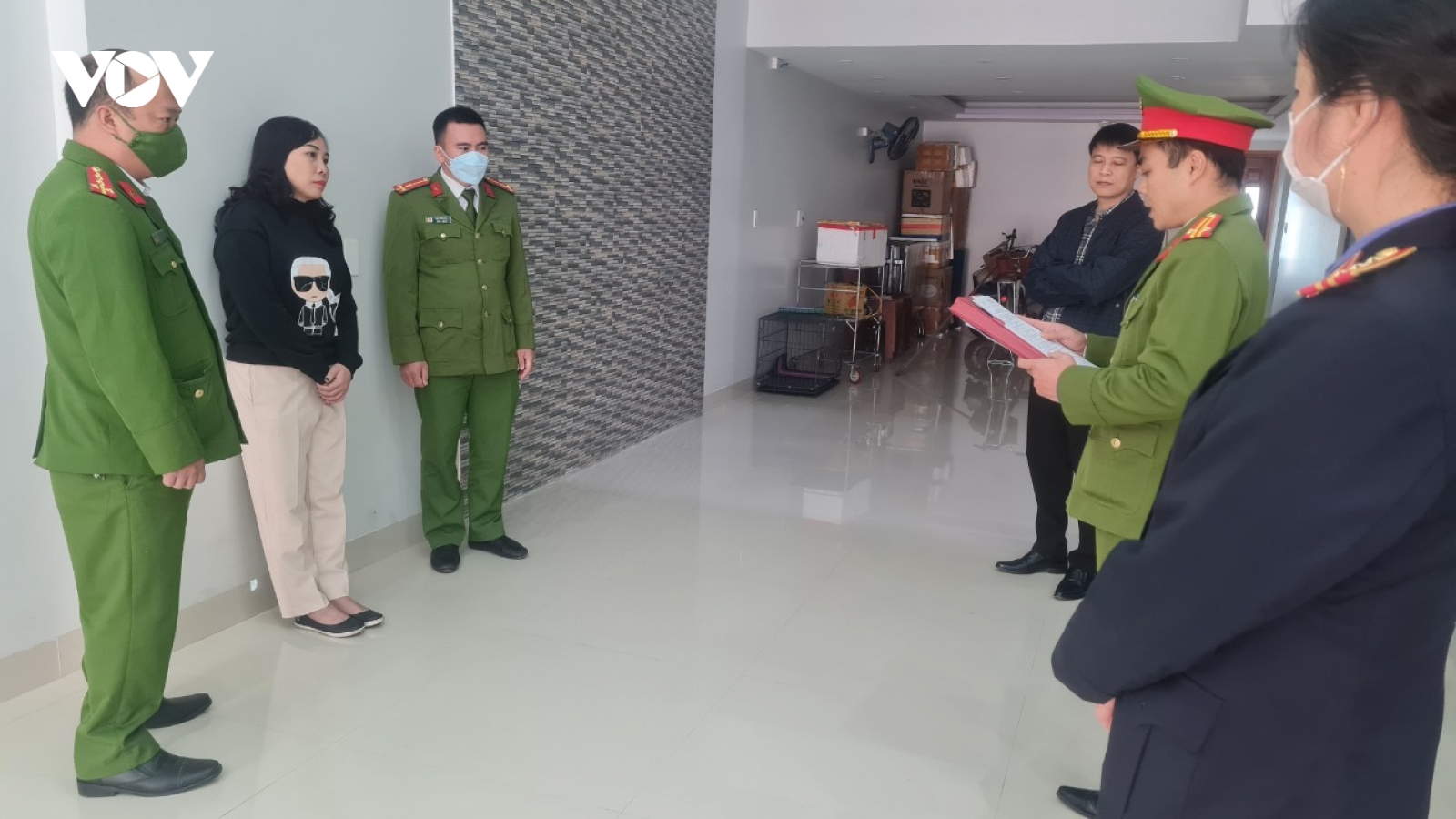 Làm giả giấy tờ đất để lừa đảo chiếm đoạt tài sản
