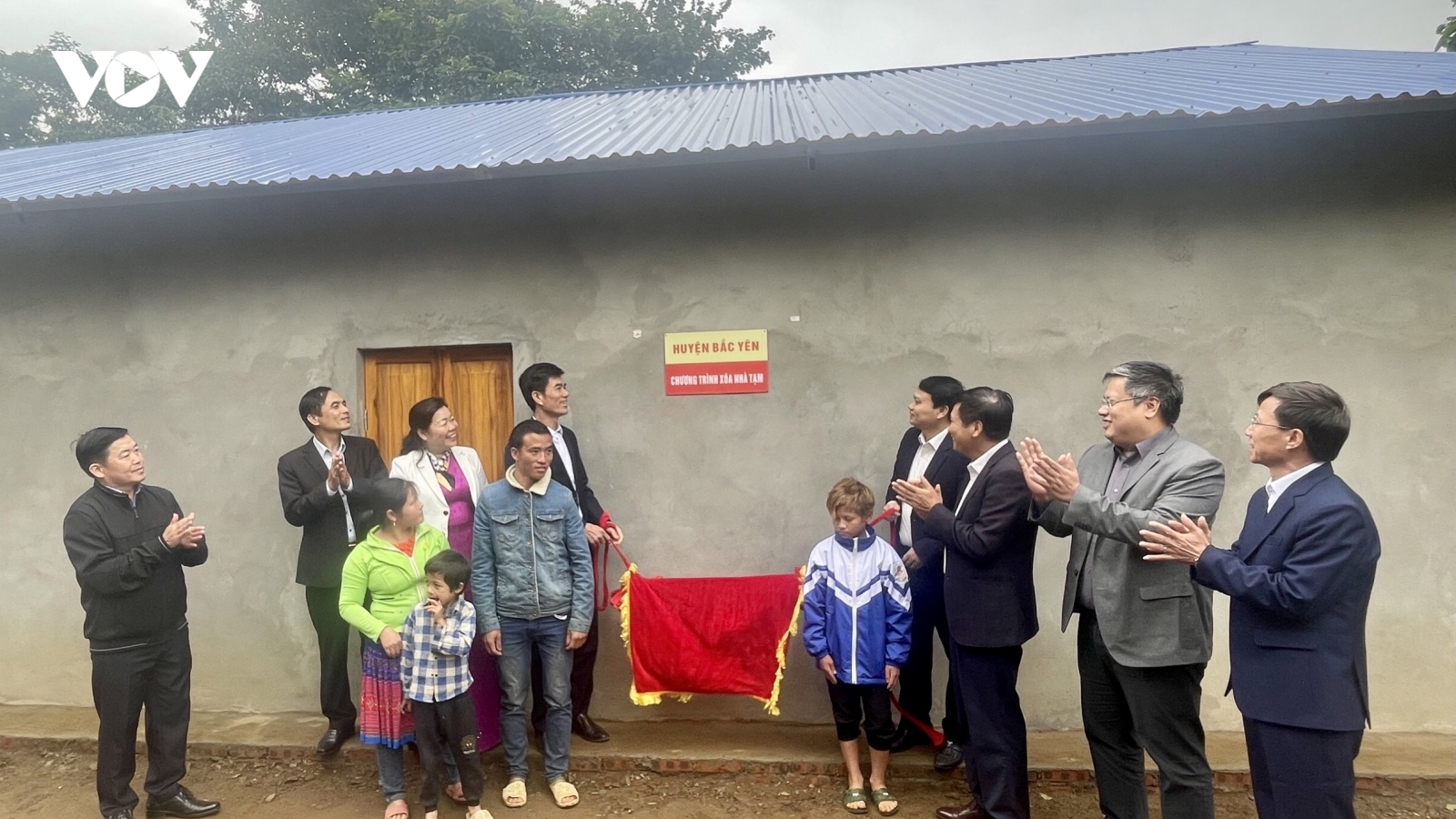 Hoàn thành xóa nhà dột nát cho hộ nghèo ở vùng cao Bắc Yên 