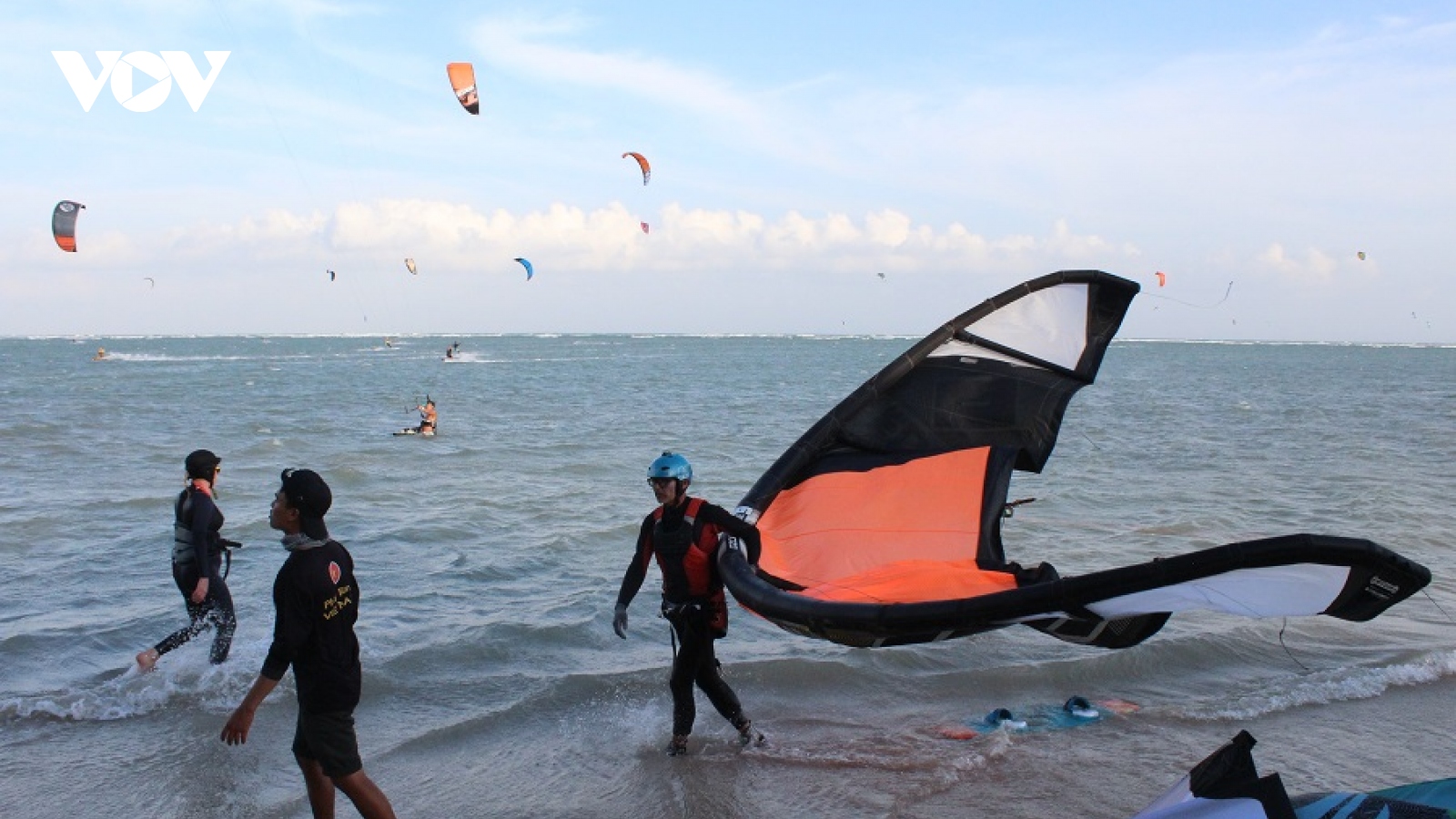 Khai mạc Tuần lễ lướt ván diều quốc tế và các sự kiện văn hóa du lịch Ninh Thuận 2022