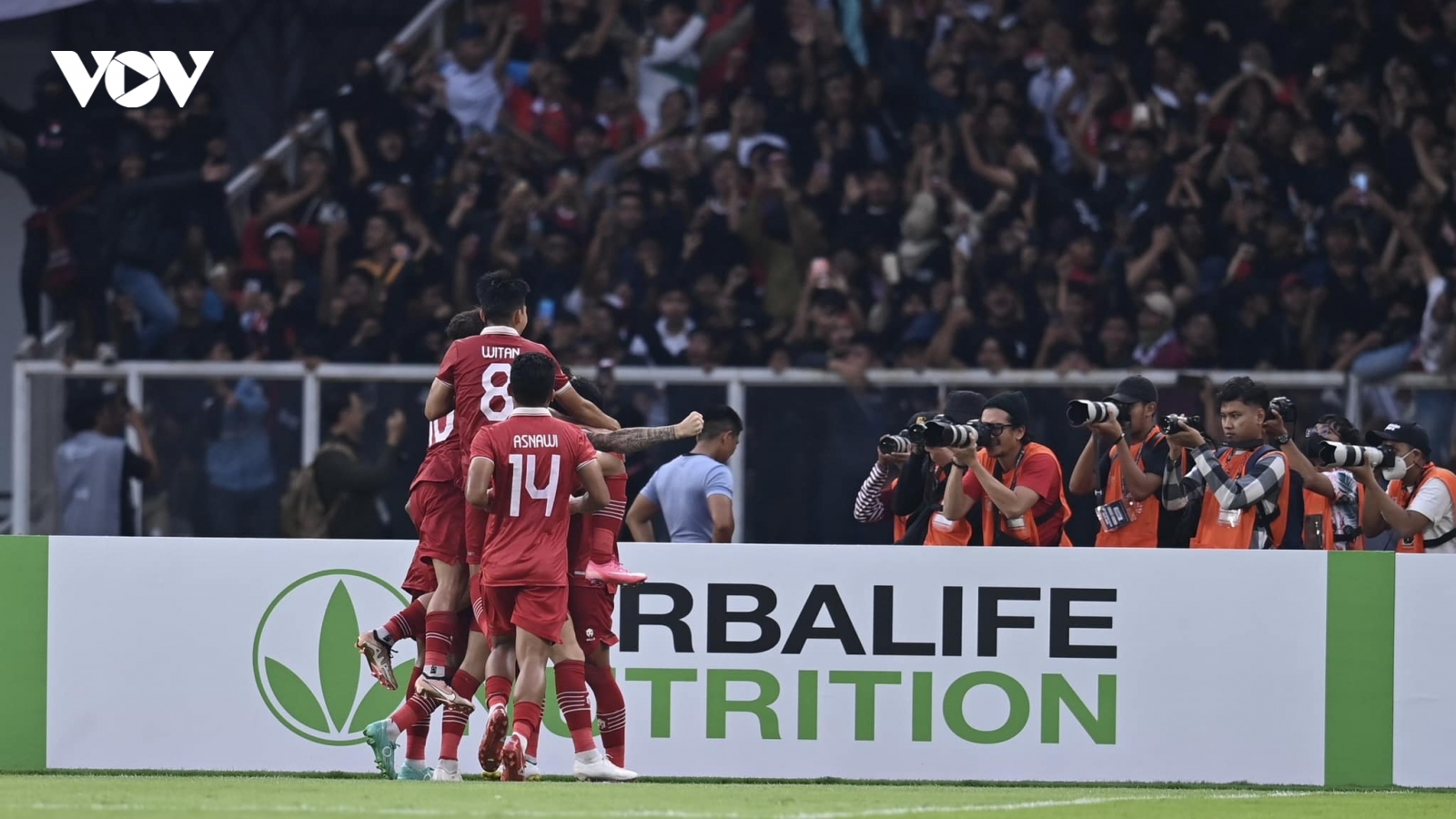 Highlights ĐT Indonesia 1-1 ĐT Thái Lan: Bỏ lỡ không tưởng, thẻ đỏ vì lối đá bạo lực