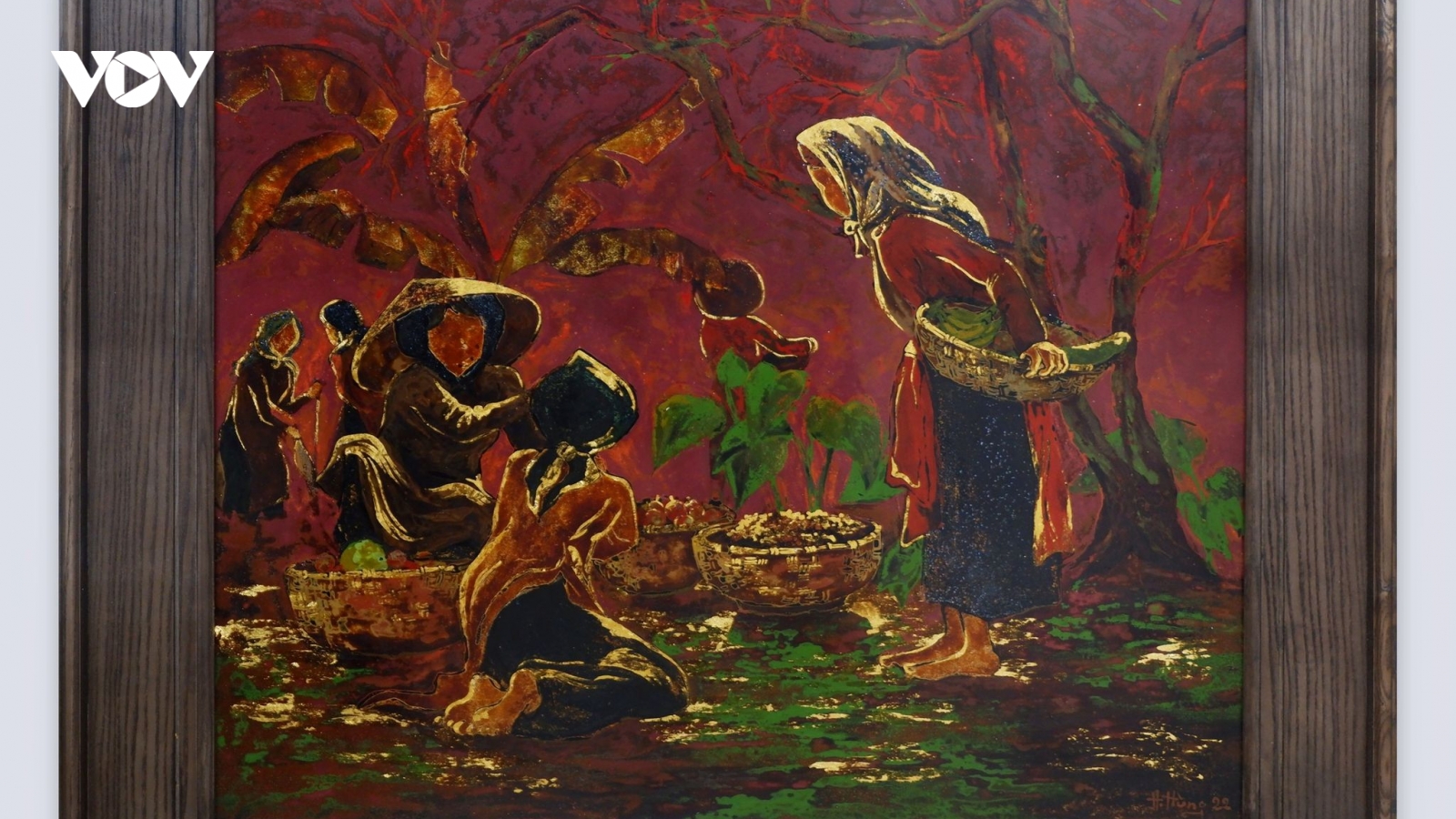 “Ẩn sắc màu” và “Mài kí ức”- Nét hiện đại trong sơn mài truyền thống