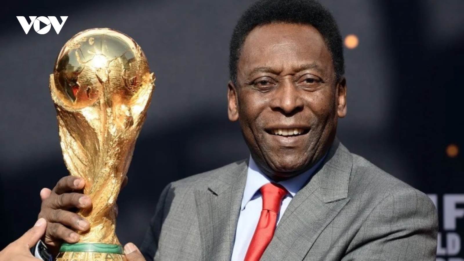 Ronaldo, Messi, Neymar...tiếc thương "vua bóng đá" Pele