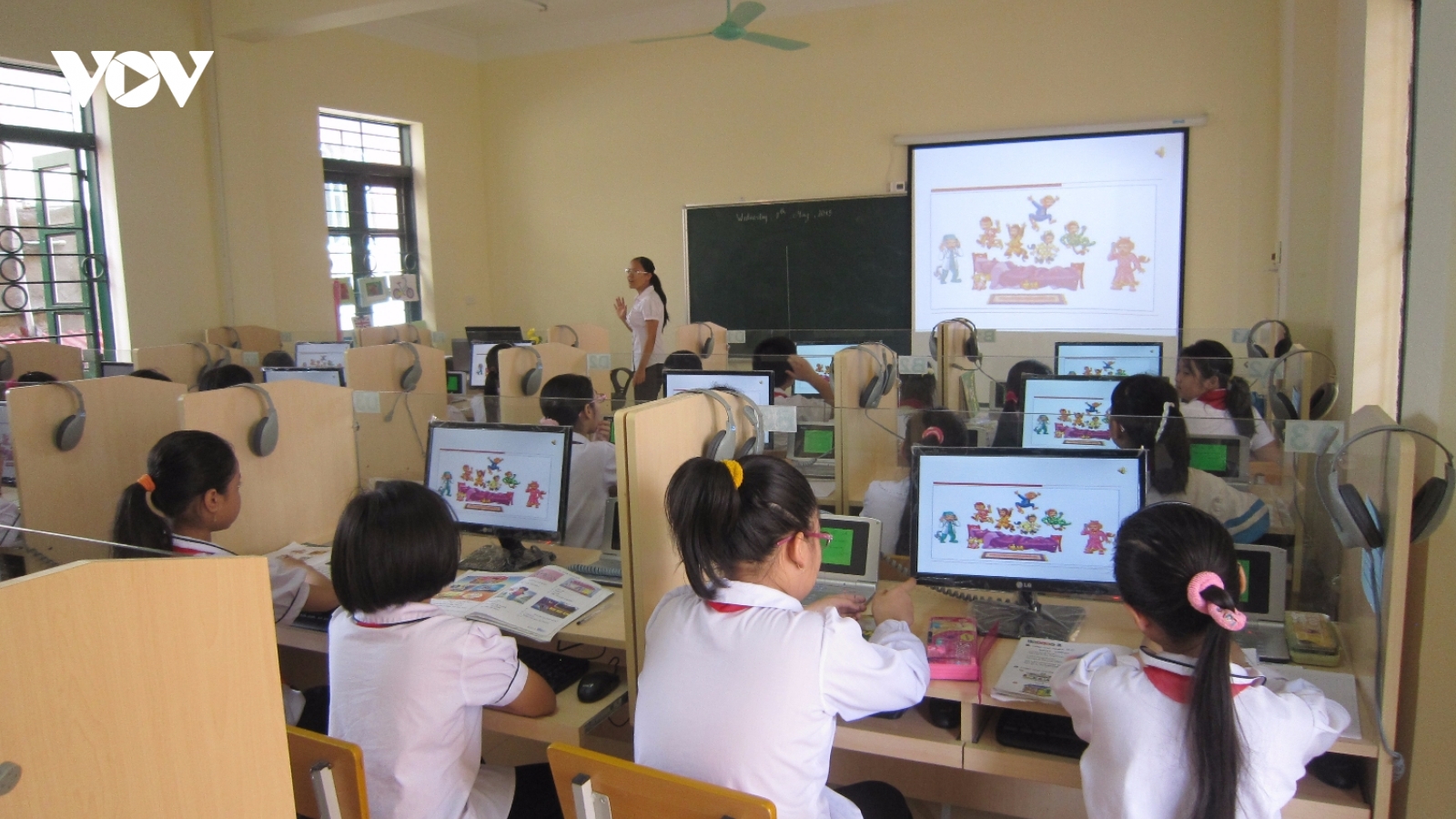 Số hóa dữ liệu gần 25,5 triệu hồ sơ giáo viên, học sinh