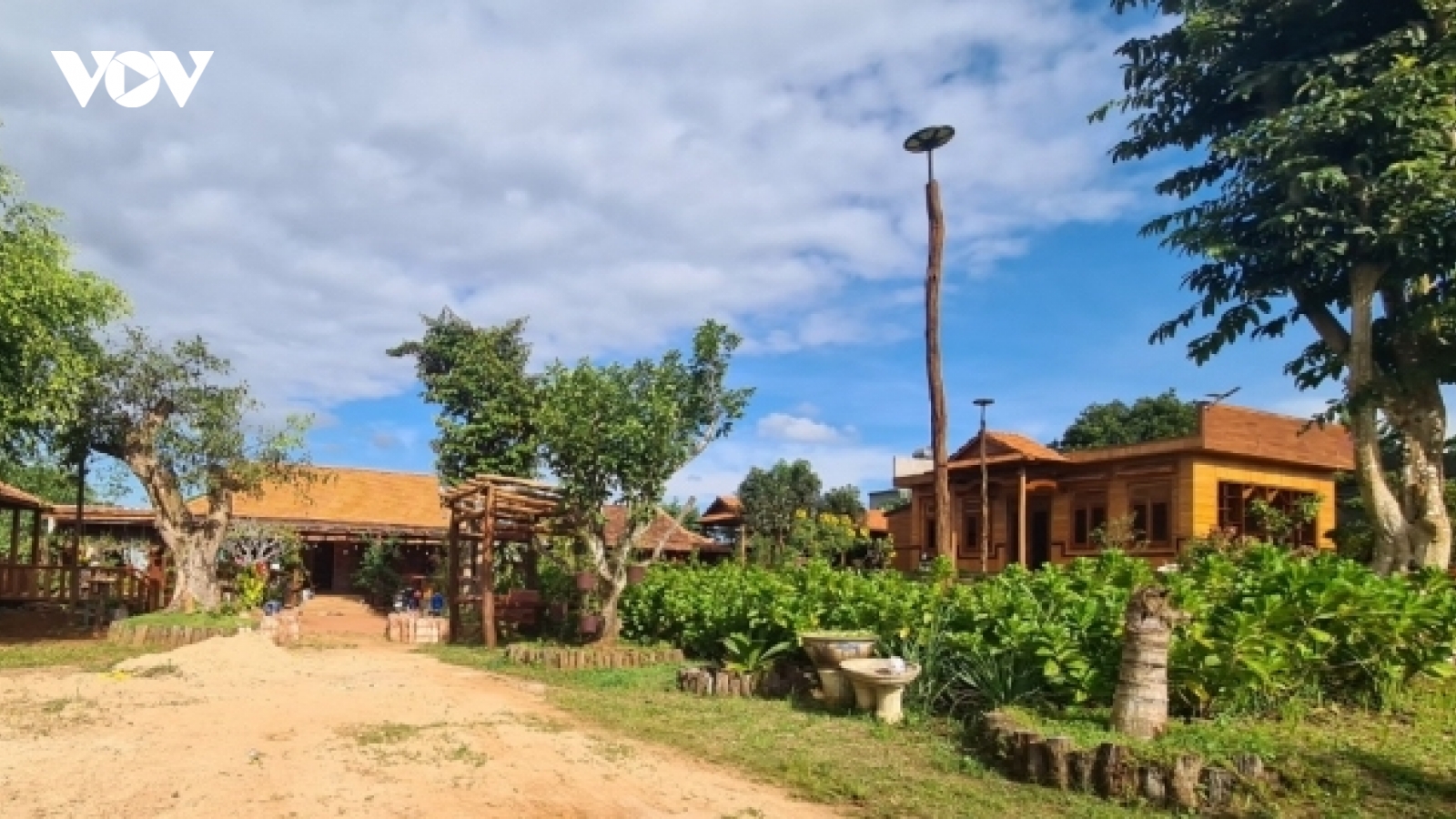 Khó quản lý biệt phủ, homestay trên đất nông nghiệp