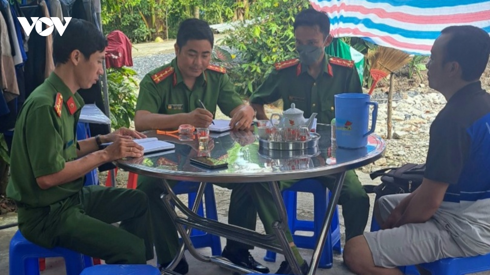 Điều tra làm rõ vụ đồ vật trong nhà dân tự nhiên bốc cháy ở Hậu Giang