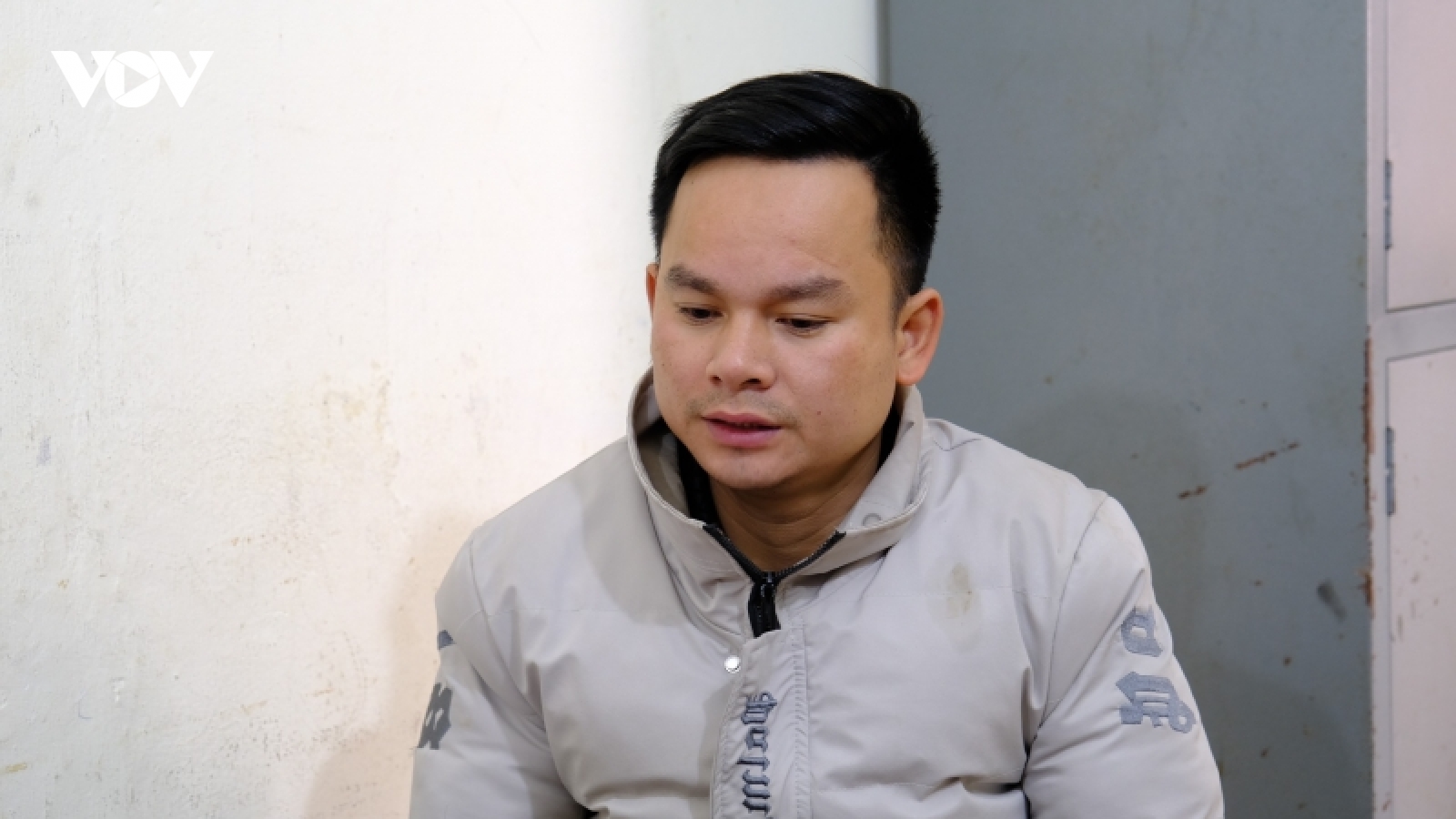 Bắt quả tang đối tượng nhận tiền tỷ cá độ bóng đá