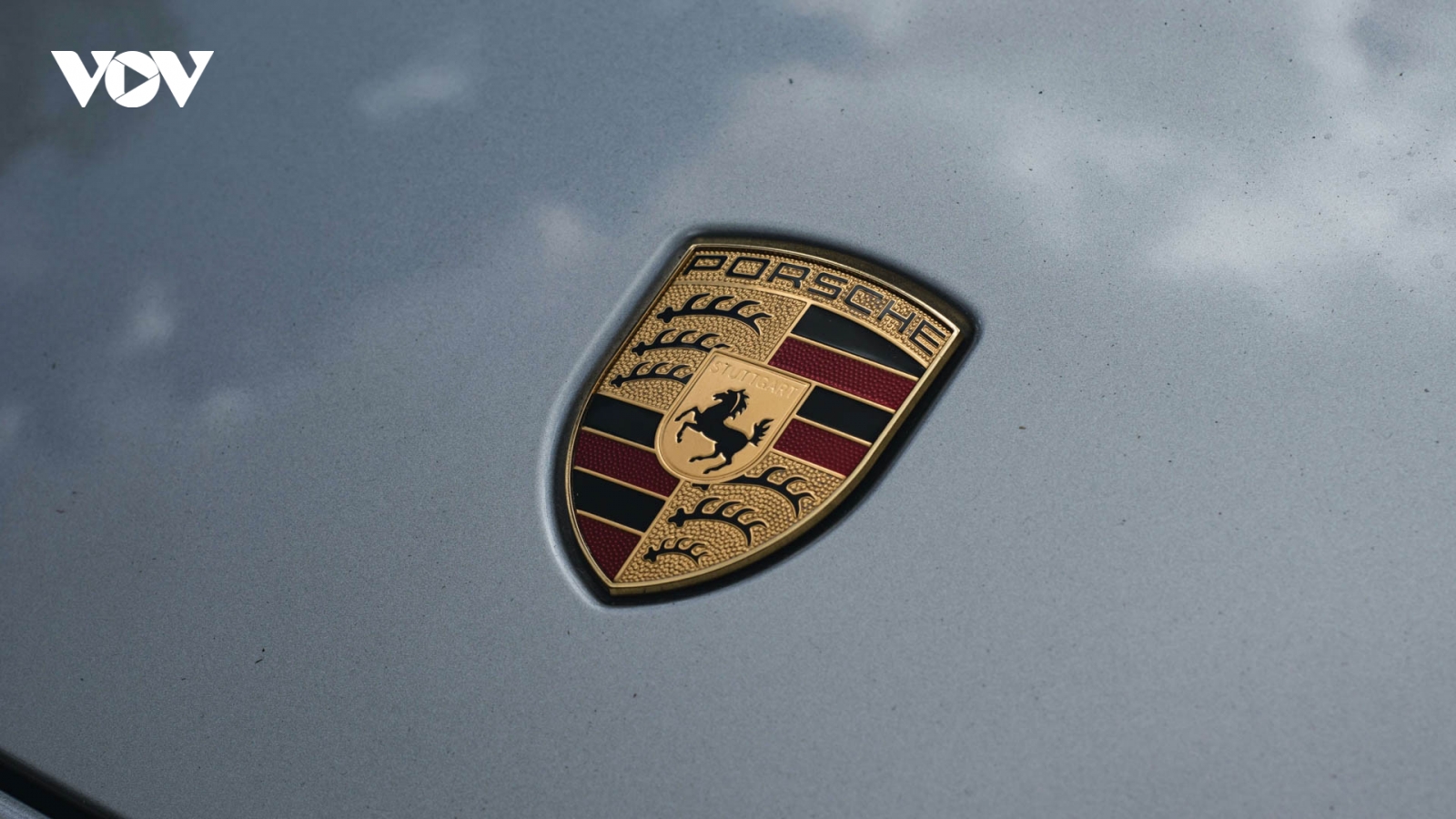 Porsche trở thành hãng xe không đáng tin cậy nhất