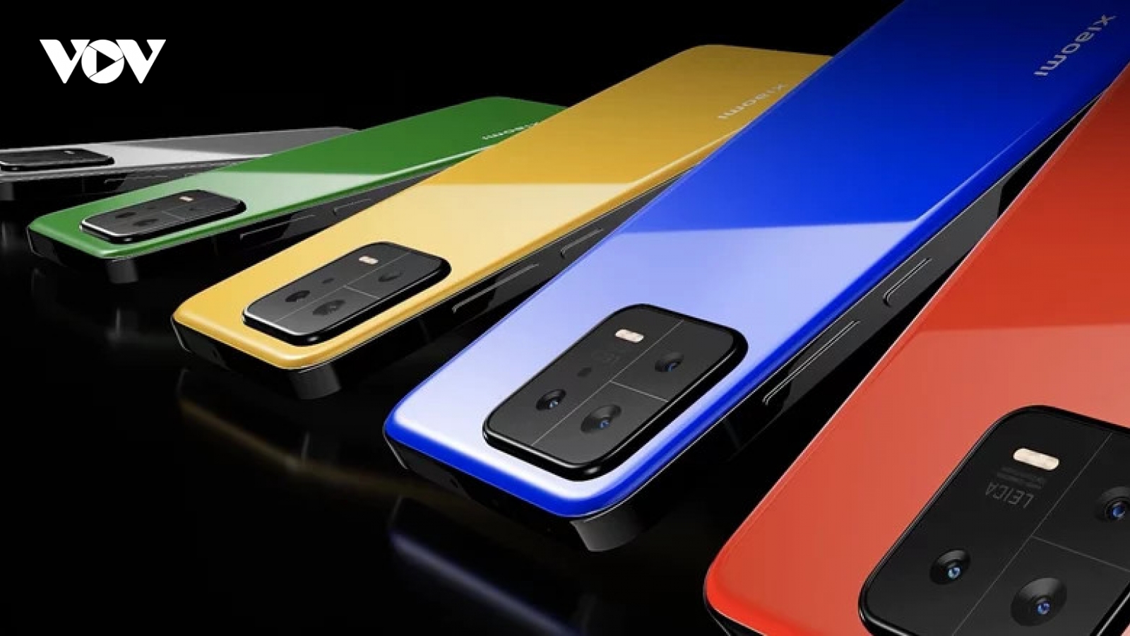 Dòng Xiaomi 13 chính thức ra mắt với thiết kế ấn tượng