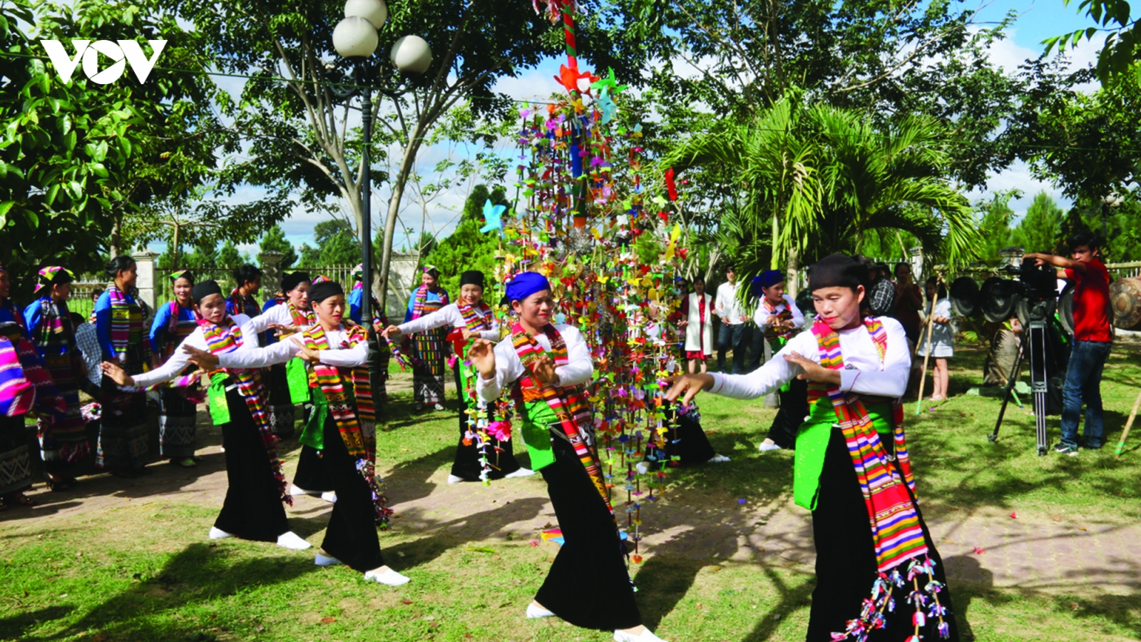 Lễ hội Kin Chiêng Boọc Mạy làng Roộc Răm