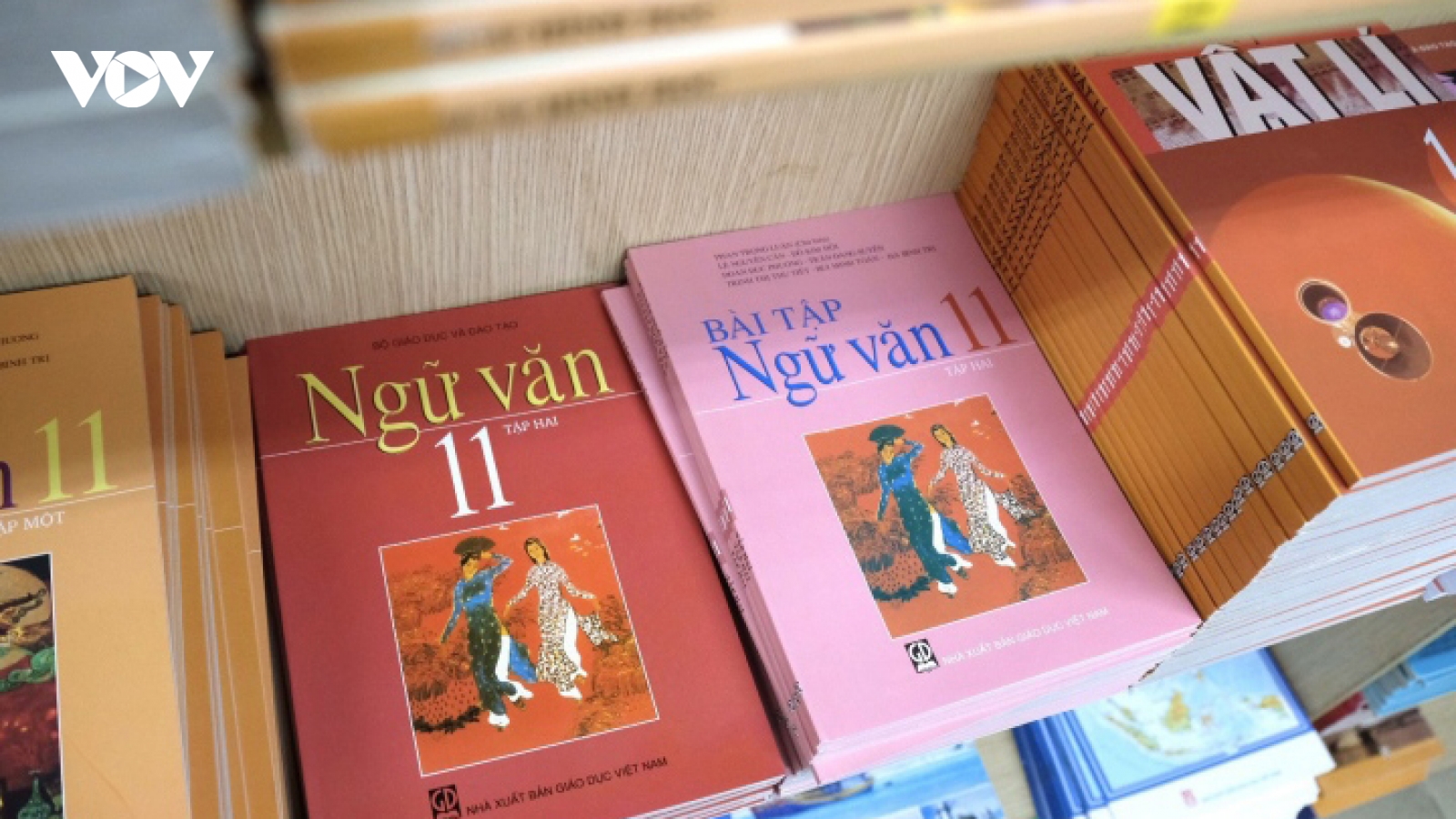 Bộ Giáo dục và Đào tạo phê duyệt danh mục sách giáo khoa lớp 8, lớp 11