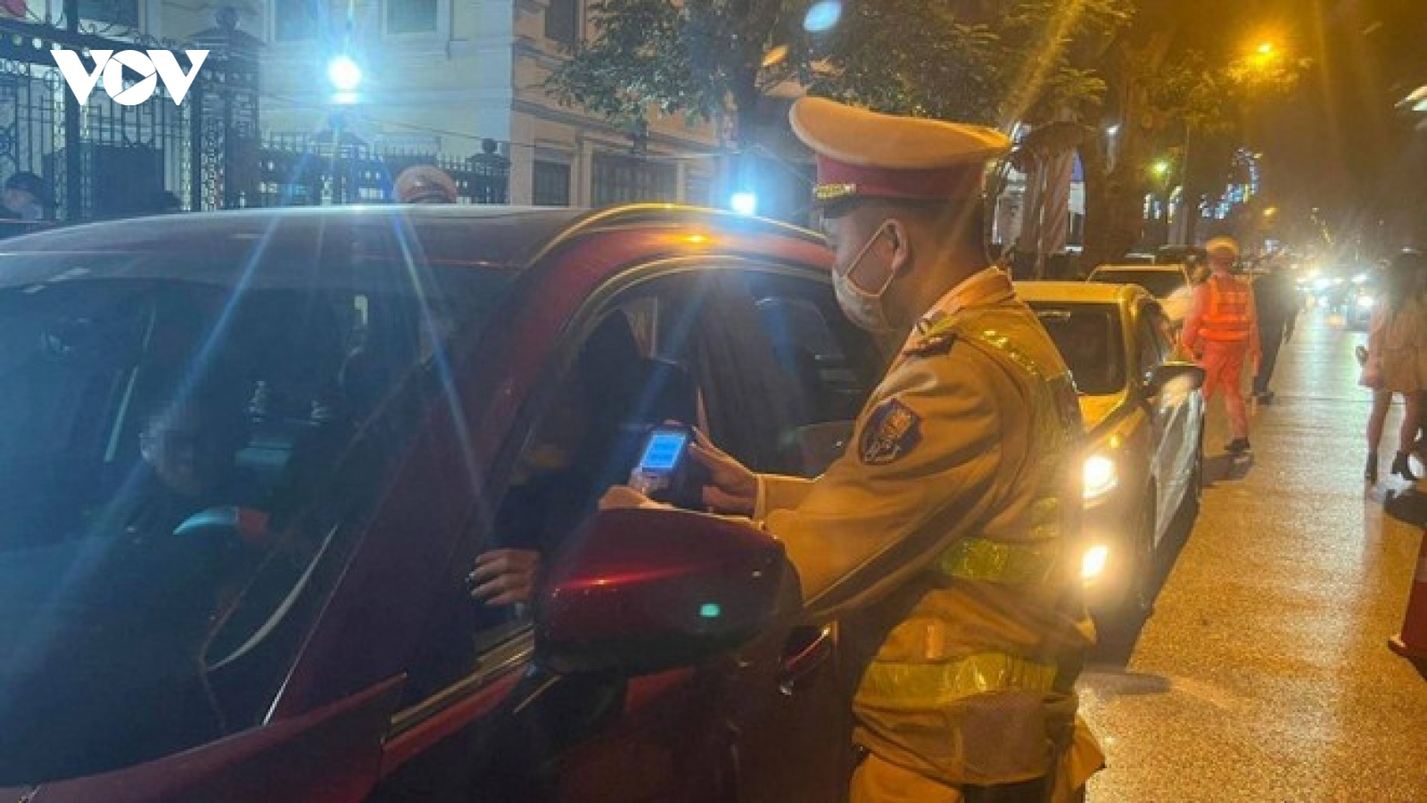 Nhiều người bị tước giấy phép lái xe, tạm giữ phương tiện do uống rượu bia dịp Tết