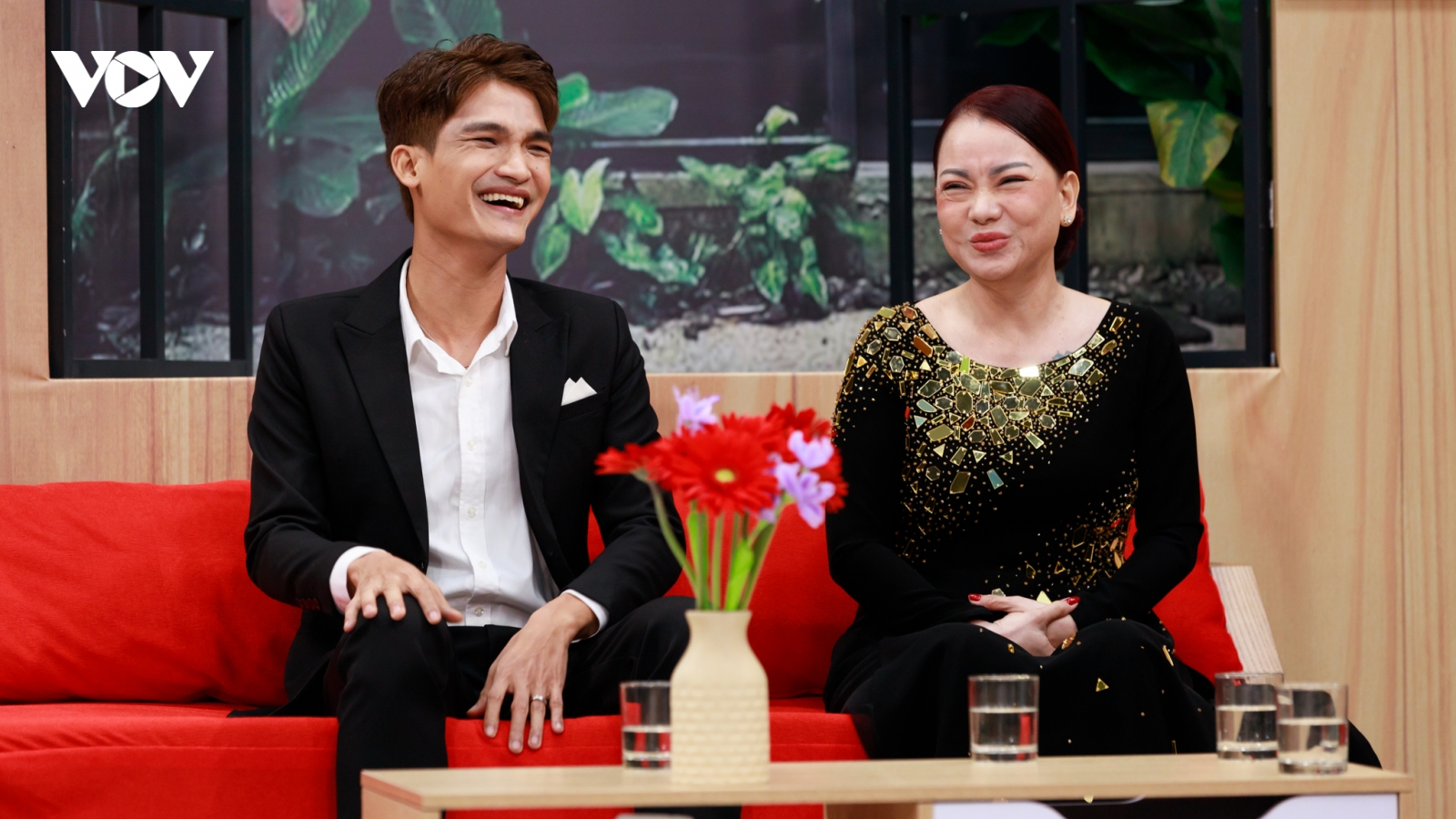 Mạc Văn Khoa lần đầu kể chuyện bị mẹ vợ nghi ngờ trên sóng truyền hình