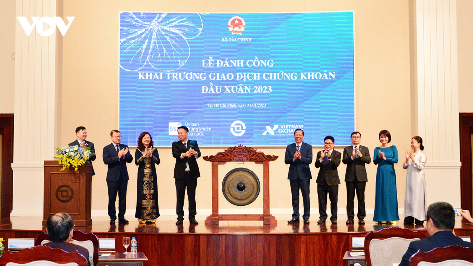 Lễ Đánh cồng khai trương giao dịch chứng khoán đầu xuân 2023