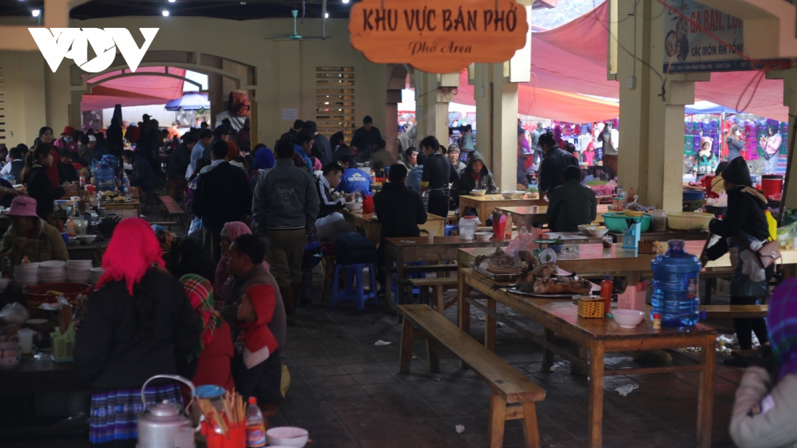 Đậm đà món thắng cố vùng cao Tây Bắc