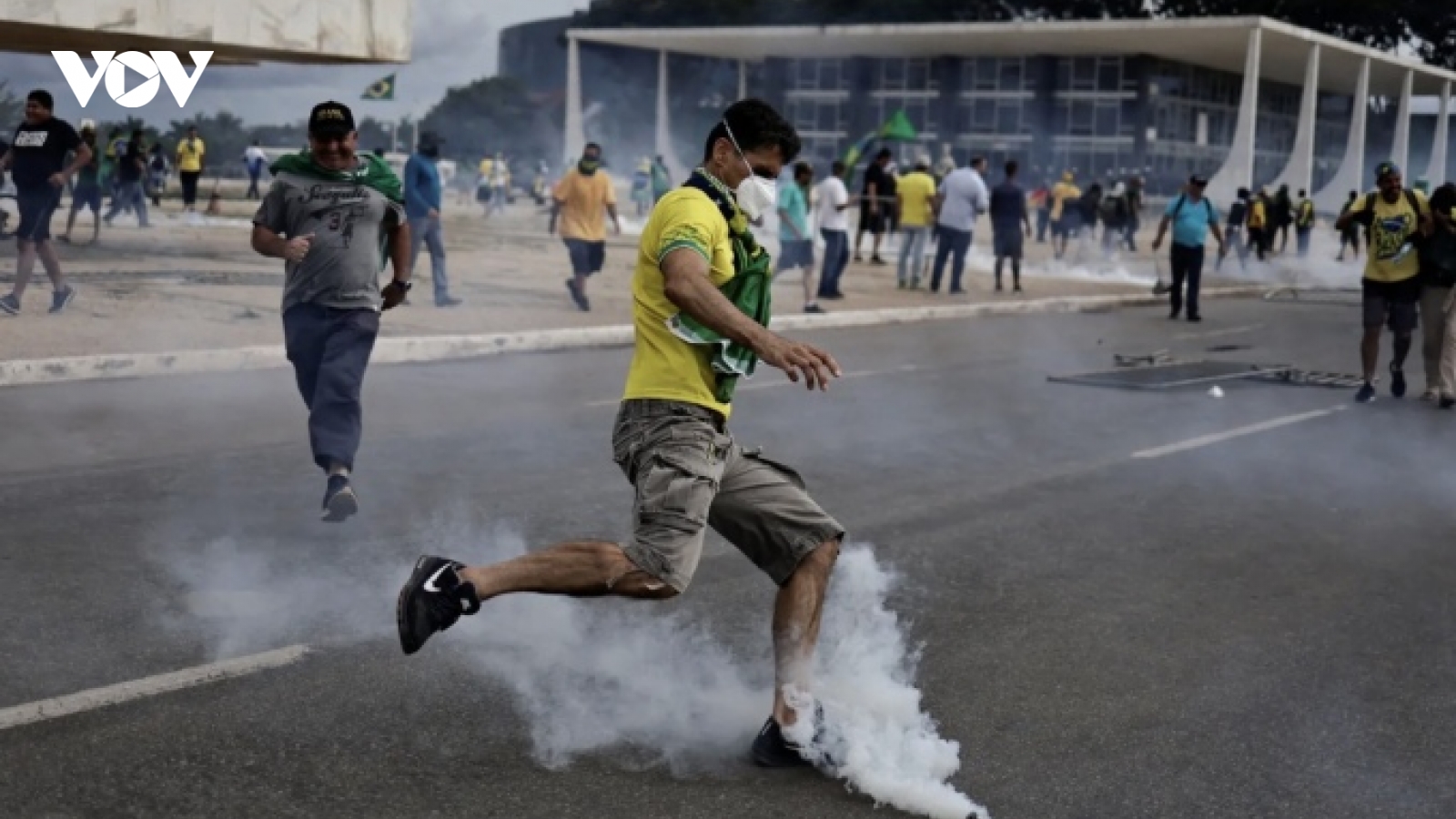 Brazil phong tỏa khu vực xảy ra bạo loạn để khôi phục an ninh trật tự