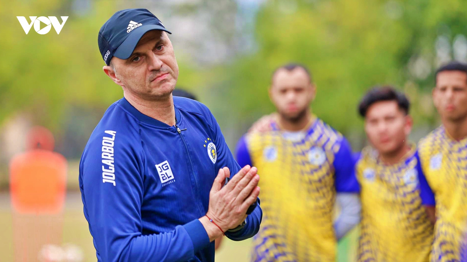 HLV Bozidar Bandovic của Hà Nội FC được học trò khen ngợi