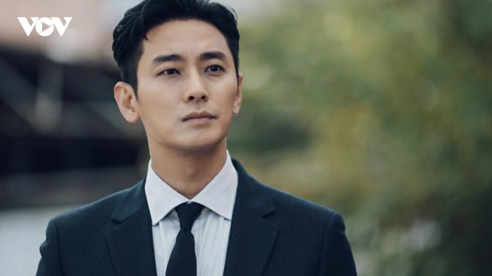 Joo Ji Hoon: Từ chàng thái tử "vạn người mê" tới quý ông lịch lãm của màn ảnh Hàn