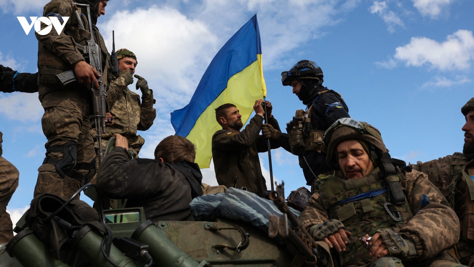 Nga dùng kế “một mũi tên trúng nhiều đích” và thế khó của Ukraine