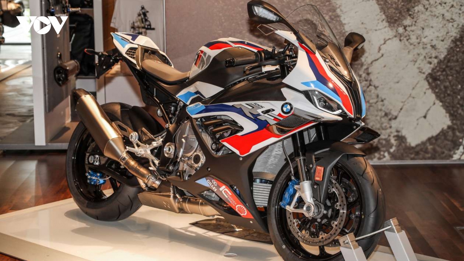BMW Motorrad đạt doanh số hơn 200.000 xe trong năm 2022