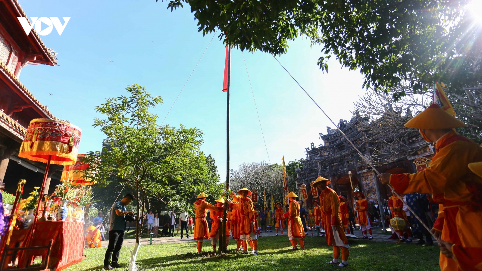 Thừa Thiên Huế: Tái hiện nghi lễ dựng nêu ngày Tết tại Đại nội Huế