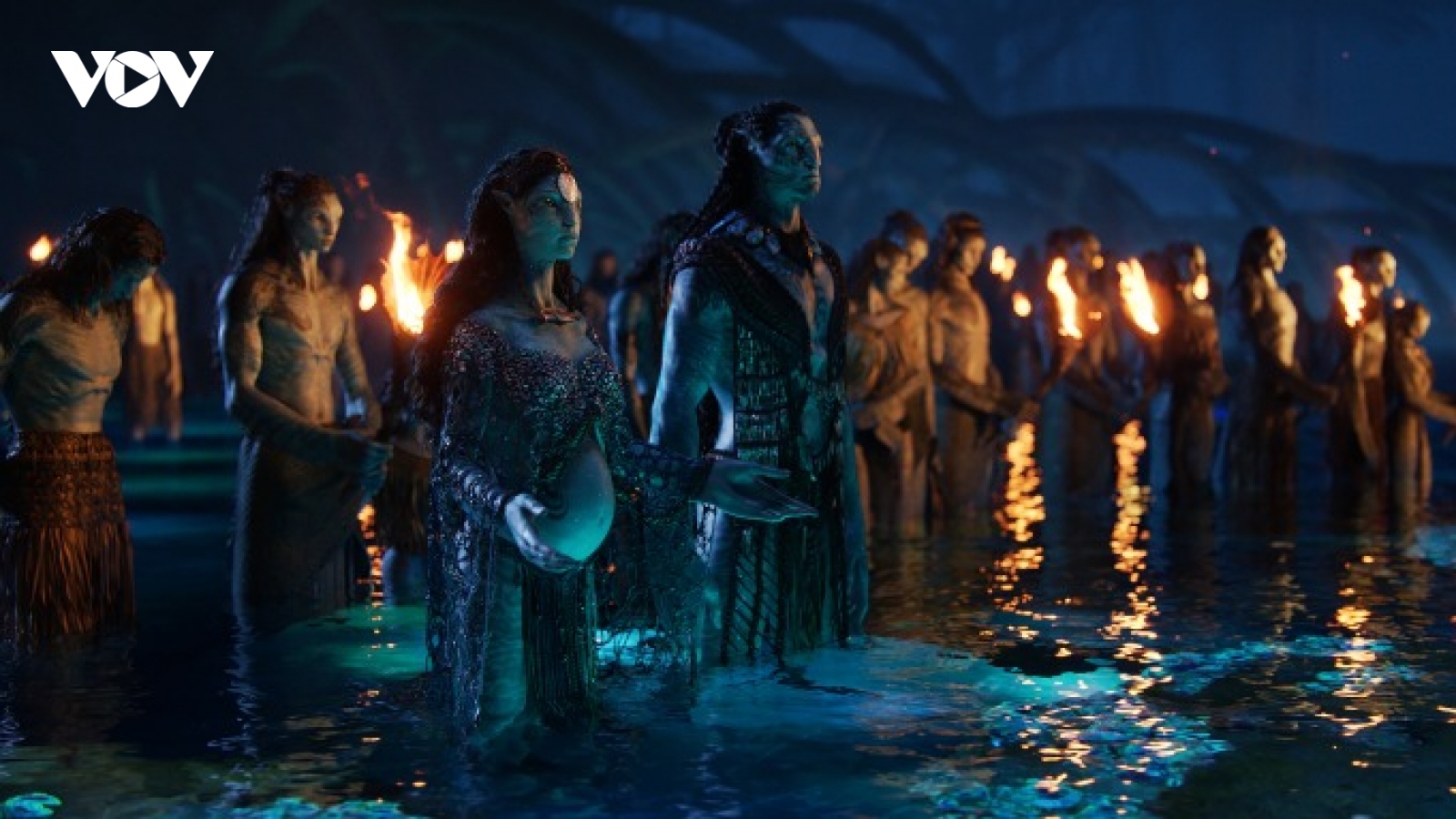"Avatar: The Way of Water" nhăm nhe soán ngôi "Titanic"