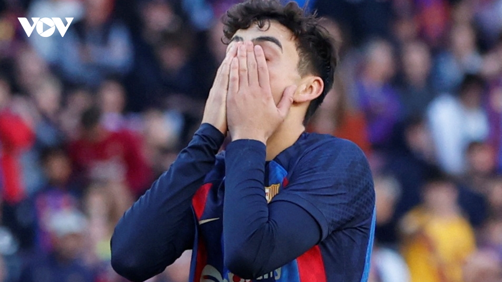 Bảng xếp hạng La Liga mới nhất: Real Madrid và Barca bằng điểm nhau