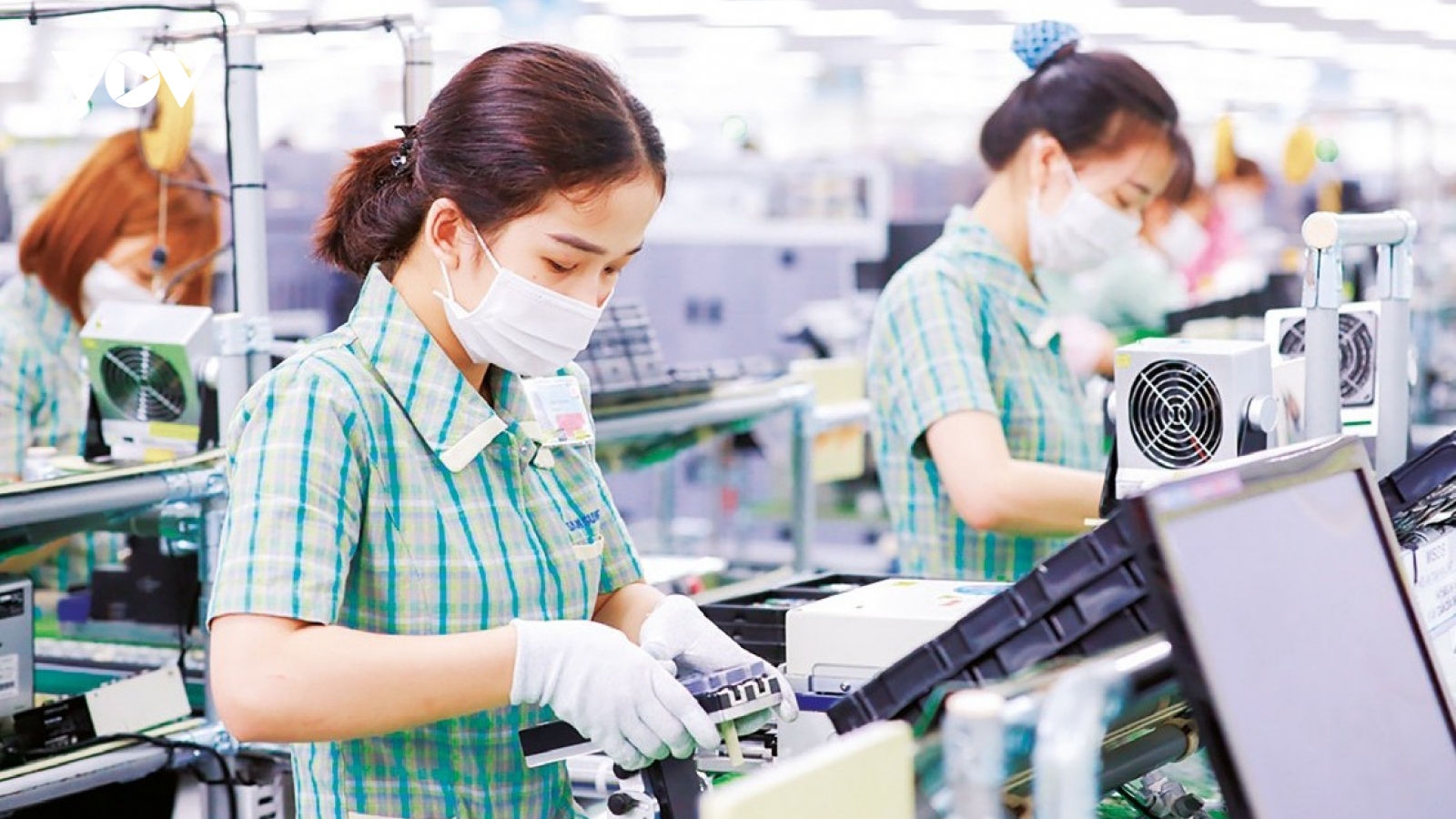 Bộ Tài chính đề xuất tiếp tục hỗ trợ tài khóa để phát triển kinh tế