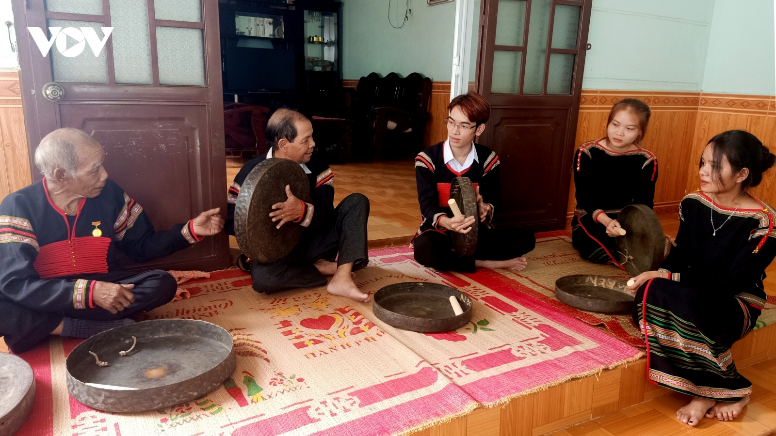 Đắk Lắk đưa văn hóa cồng chiêng vào giảng đường đại học
