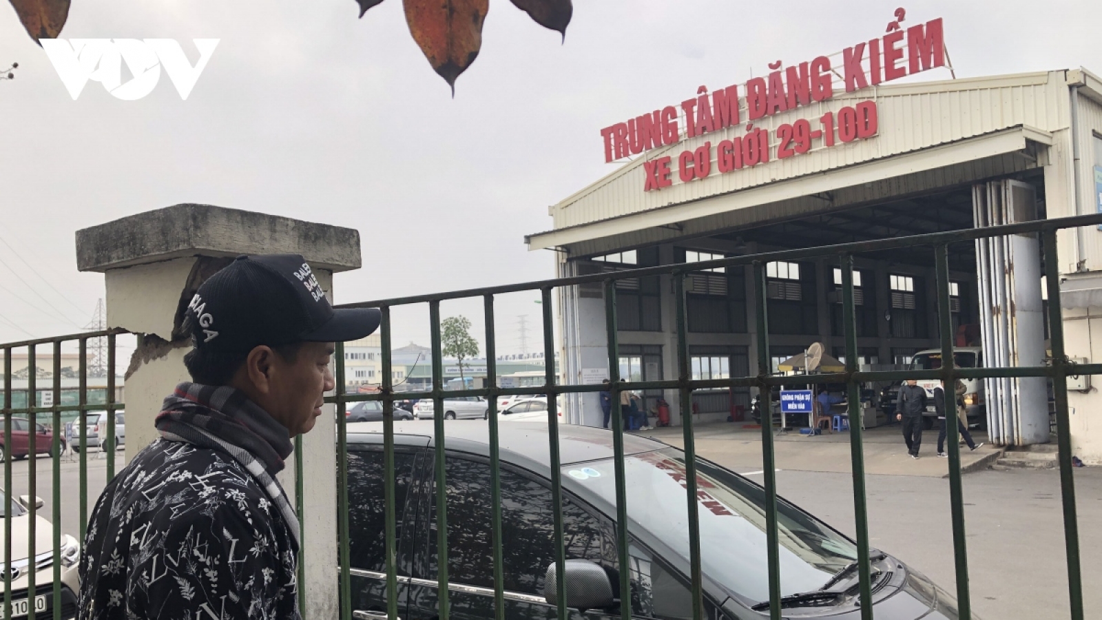 Hà Nội đóng cửa 11 trung tâm đăng kiểm, còn 20 trung tâm đang hoạt động