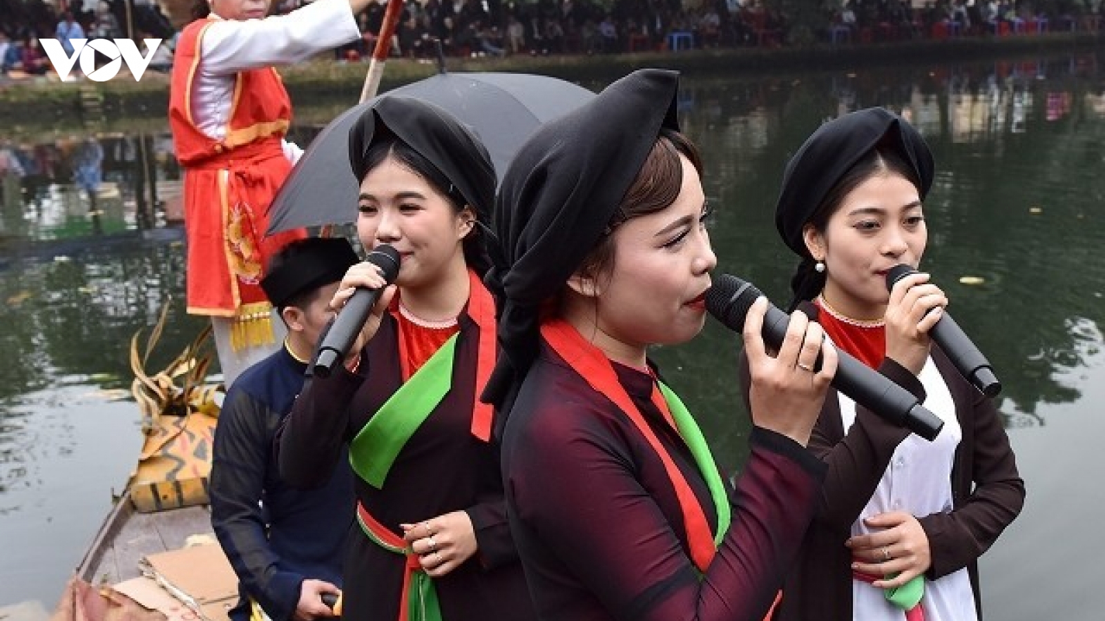 Bắc Ninh nghiêm cấm hát quan họ ngửa nón nhận tiền ở hội Lim