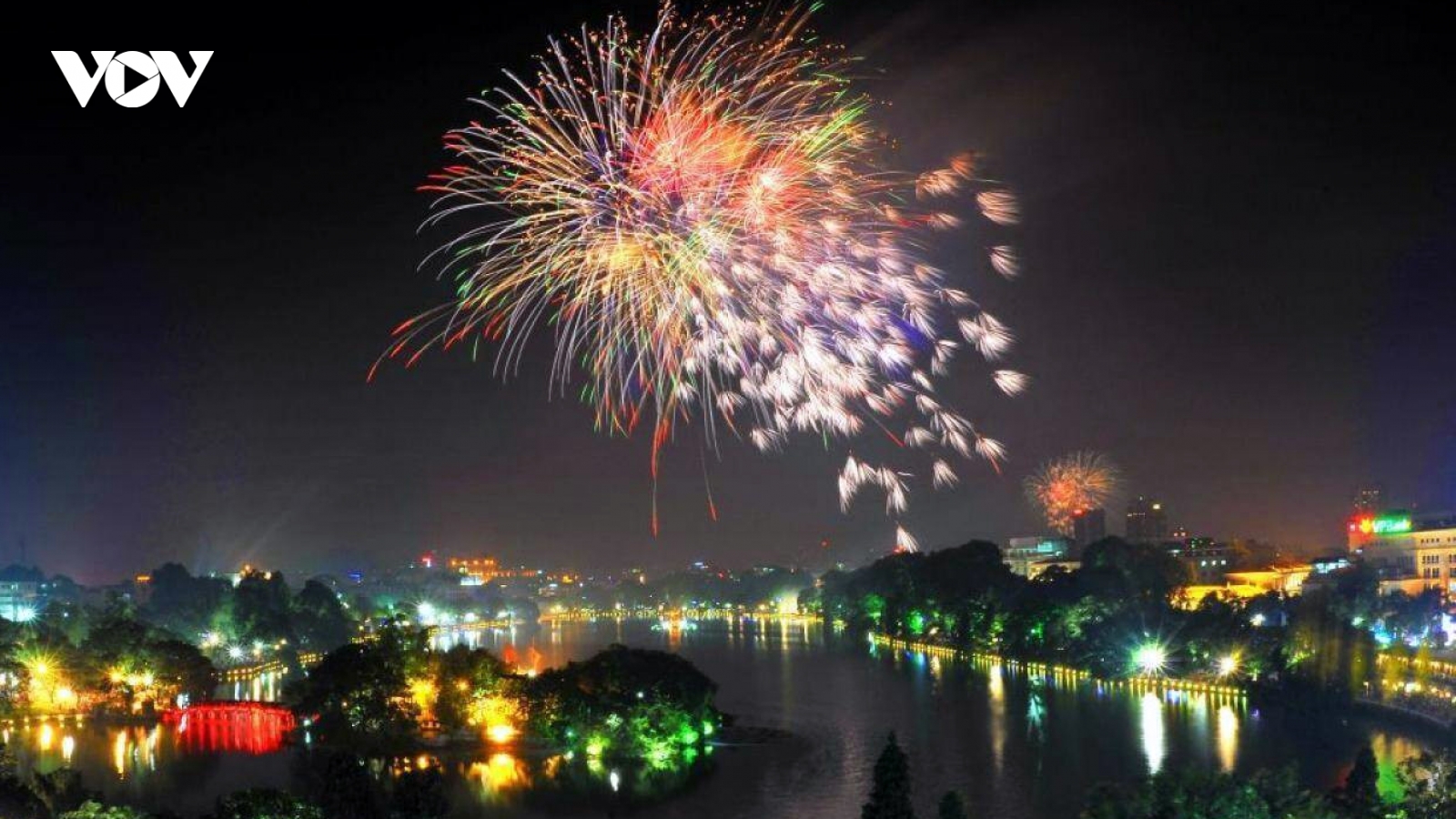30 điểm bắn pháo hoa đêm giao thừa Tết Quý Mão 2023 tại Hà Nội