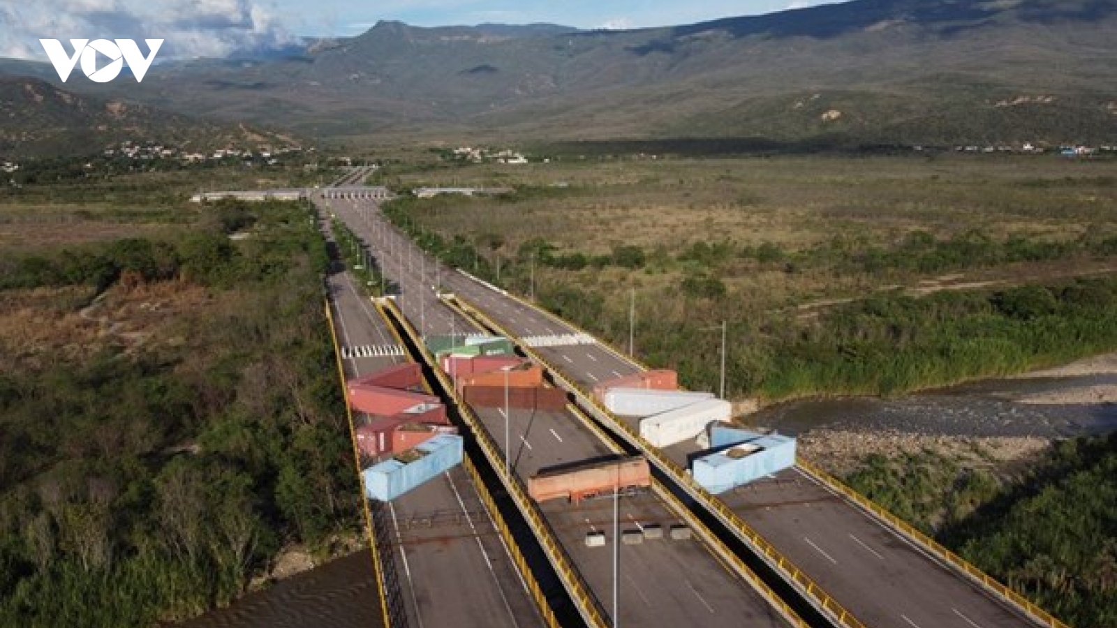 Colombia-Venezuela mở cửa hoàn toàn biên giới sau nhiều năm