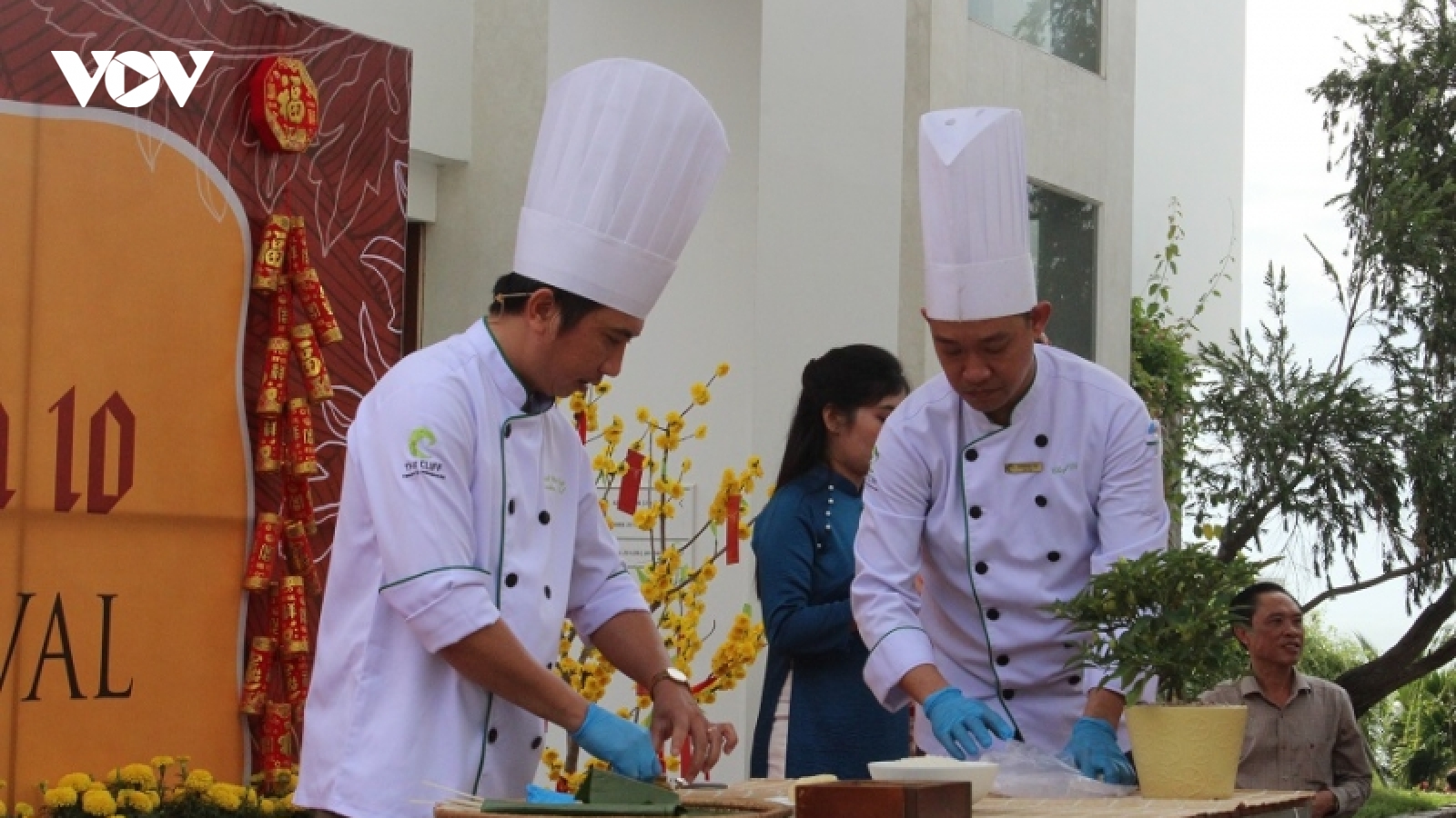 Rộn ràng Lễ hội bánh chưng tại khu du lịch Mũi Né