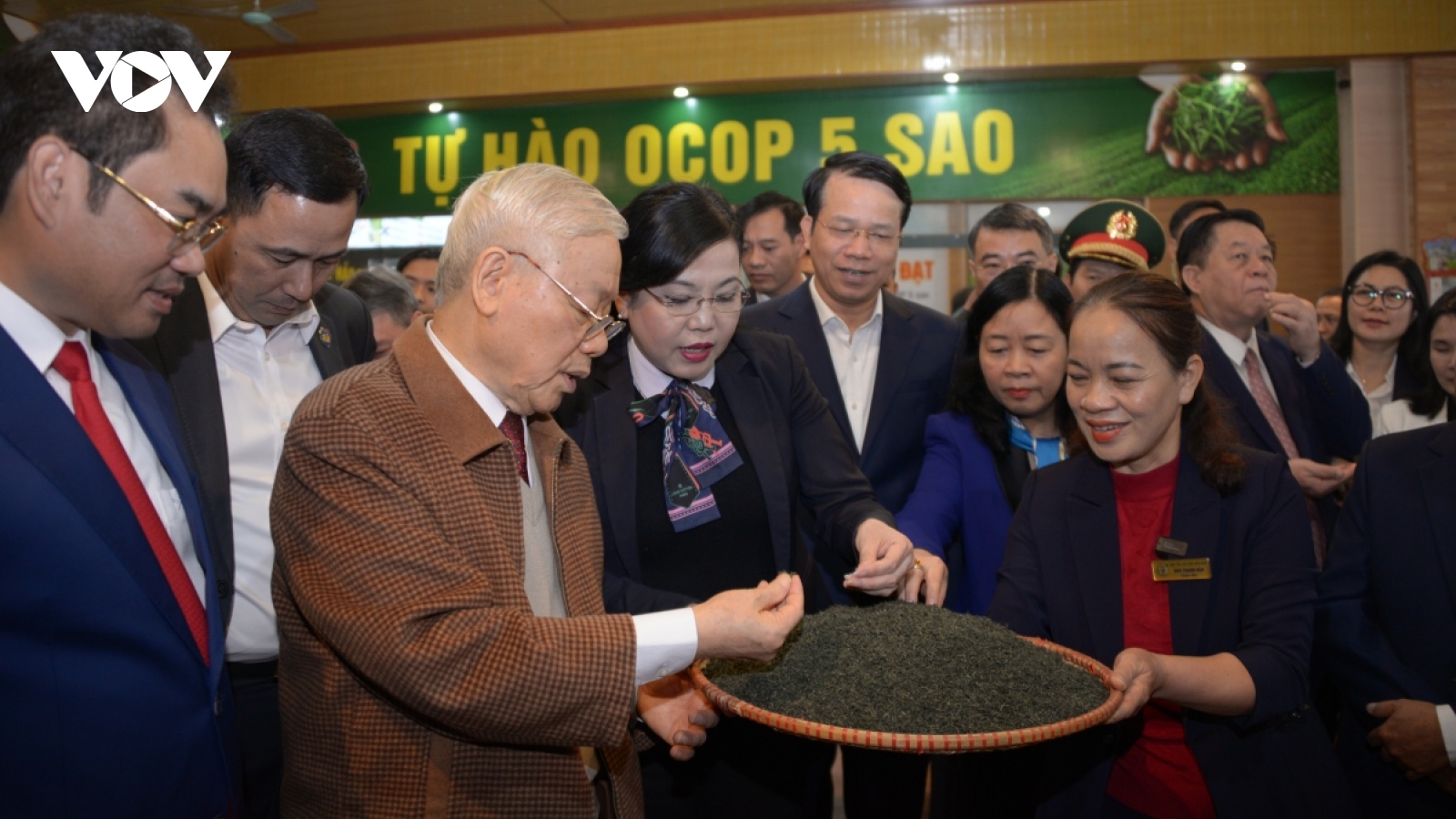 Top Party leader pays pre-Tet visit to Thai Nguyen