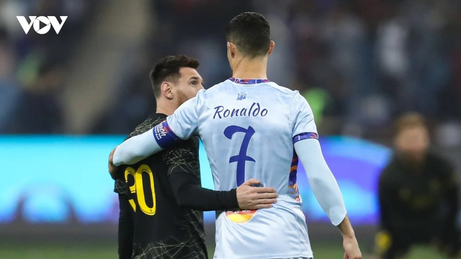 Ronaldo phấn khích sau trận đấu gặp Messi