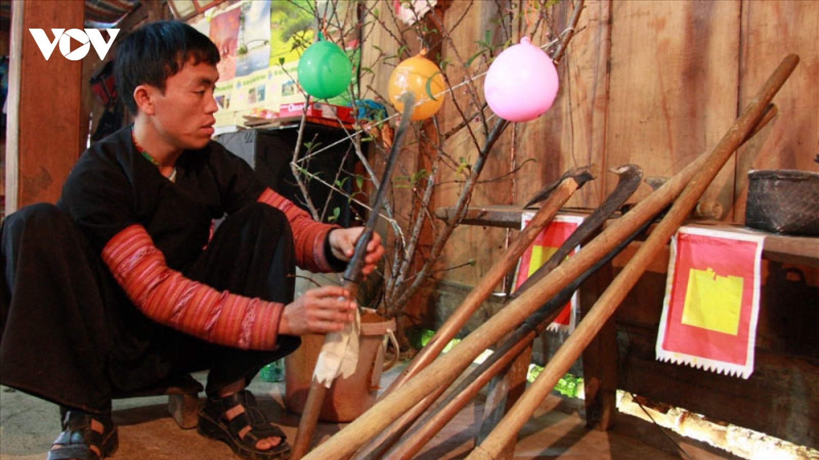 Rộn ràng ngày 30 Tết của đồng bào Mông Sa Pa