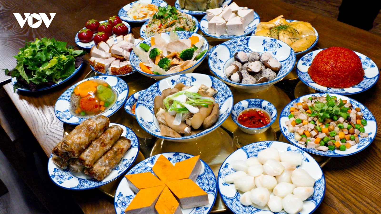 Những món ăn không thể thiếu trong mâm cỗ ngày Tết