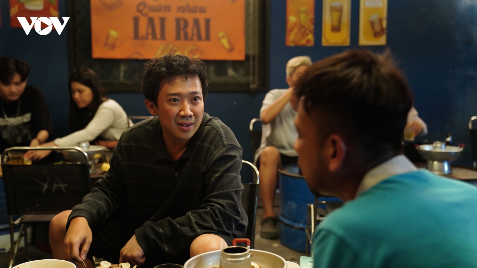Trấn Thành bị Lê Giang đánh, mắng té tát trên phim trường