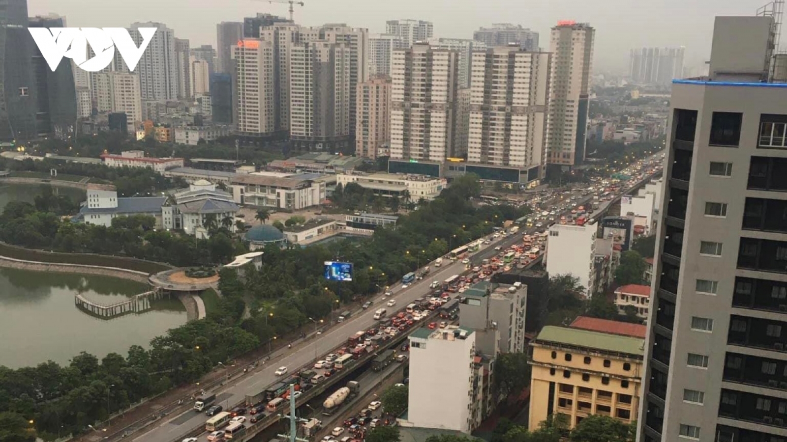 Hà Nội phân luồng, hạn chế ùn tắc giao thông dịp Tết Nguyên đán