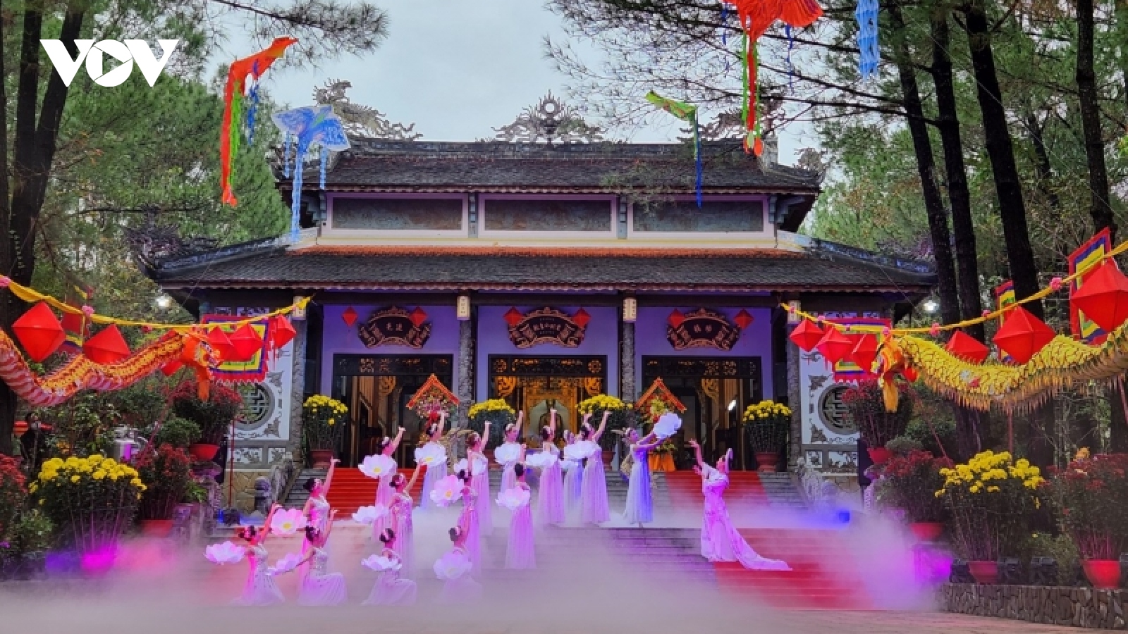 Thừa Thiên Huế: Nhiều hoạt động tại lễ hội đền Huyền Trân