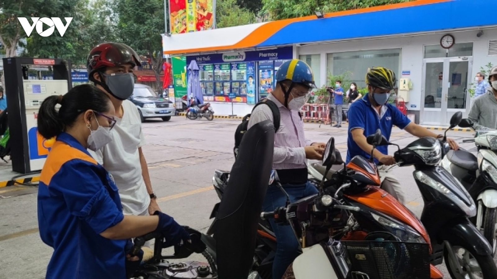 8 cửa hàng xăng dầu ở TP.HCM tạm ngưng hoạt động do hết hàng và nghỉ Tết