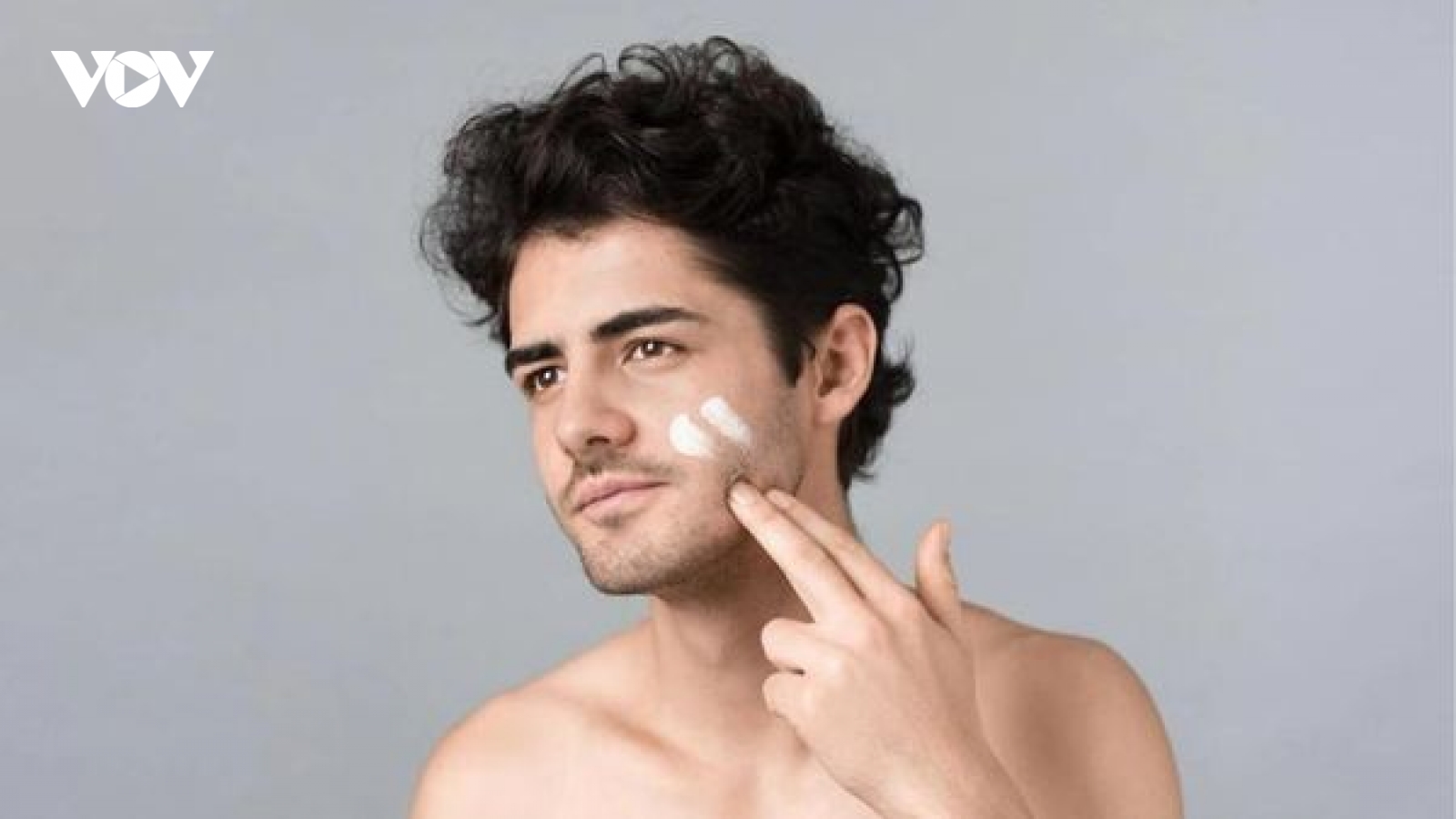 Mẹo chăm sóc da khô cho nam giới