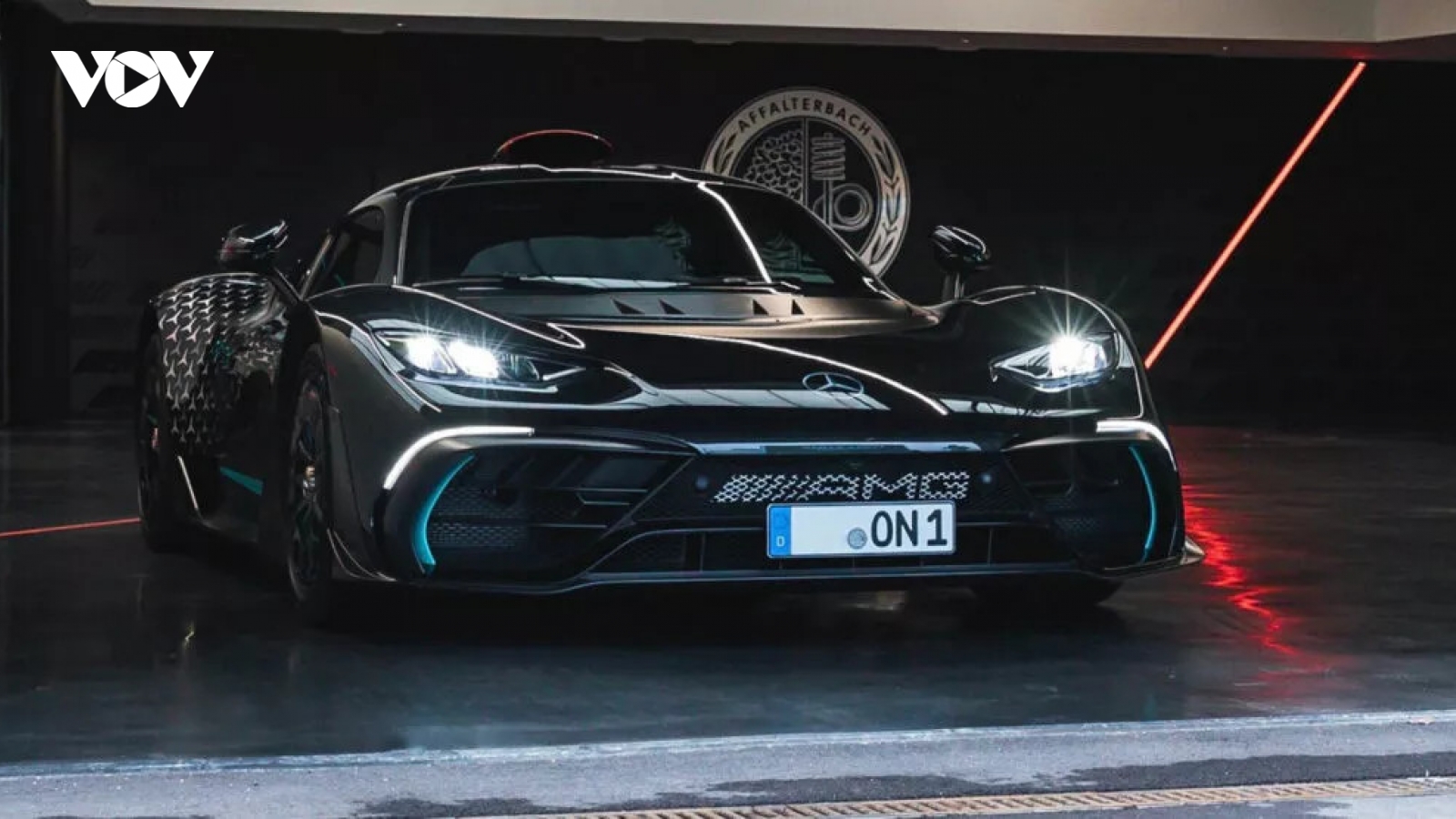 Chiêm ngưỡng chiếc Mercedes-AMG One đầu tiên được giao cho khách hàng