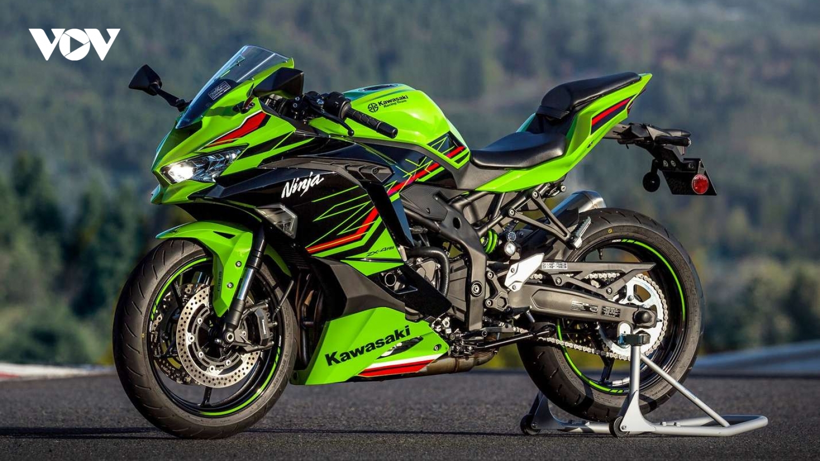 Kawasaki ZX-4R 2023 trình làng với 3 phiên bản ZX-4R, ZX-4R SE và ZX-4RR