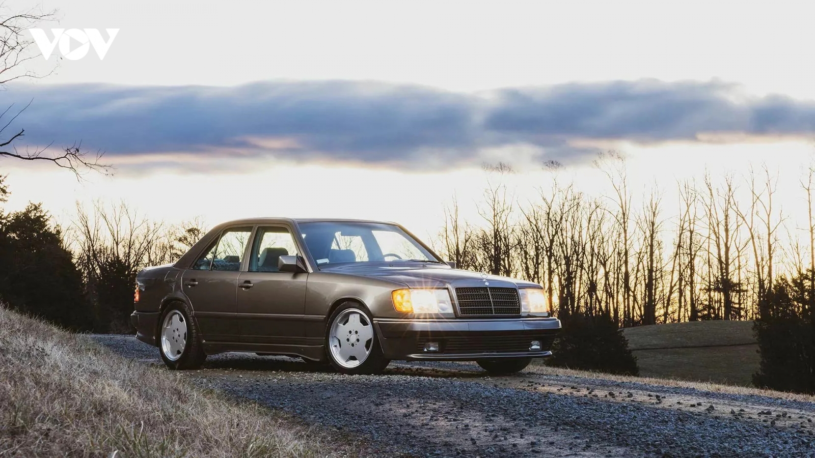 Chiêm ngưỡng "hàng hiếm" Mercedes-Benz AMG Hammer giá hơn 14 tỷ đồng