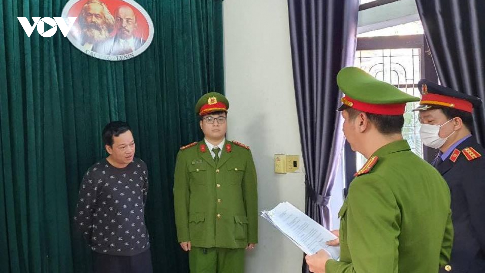 Thuê xe ô tô rồi đem cầm cố, chiếm đoạt 4 tỷ đồng